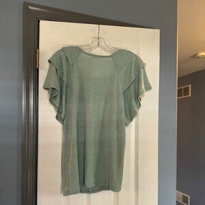 Lovely J Size M Light Green Flutter Sleeve Top Layered Sleeve